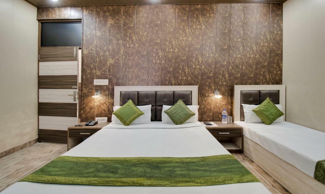 Itsy By Treebo - Royale Inn Мератх Экстерьер фото